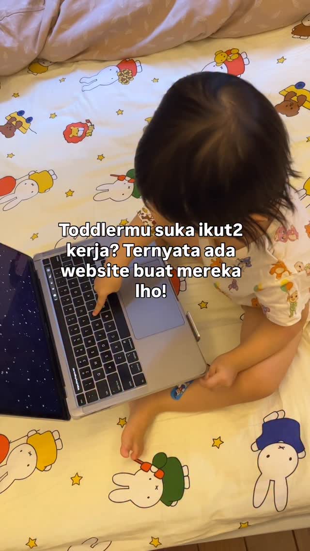 Instagram thumbnail for Nama website nya kusebutin di akhir video ya! Toddler ini suka ikut2 ngga...